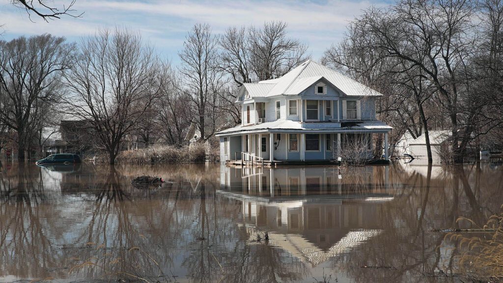 flood restoration e1750343840654 - Contractors of Nashville