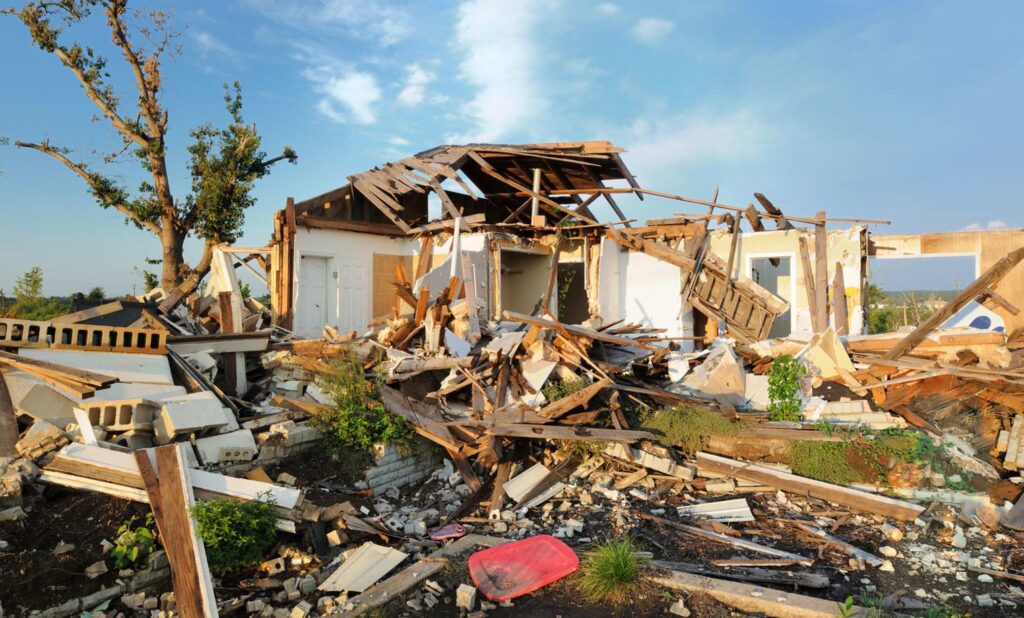 residential tornado damage restoration in Nashville, TN
